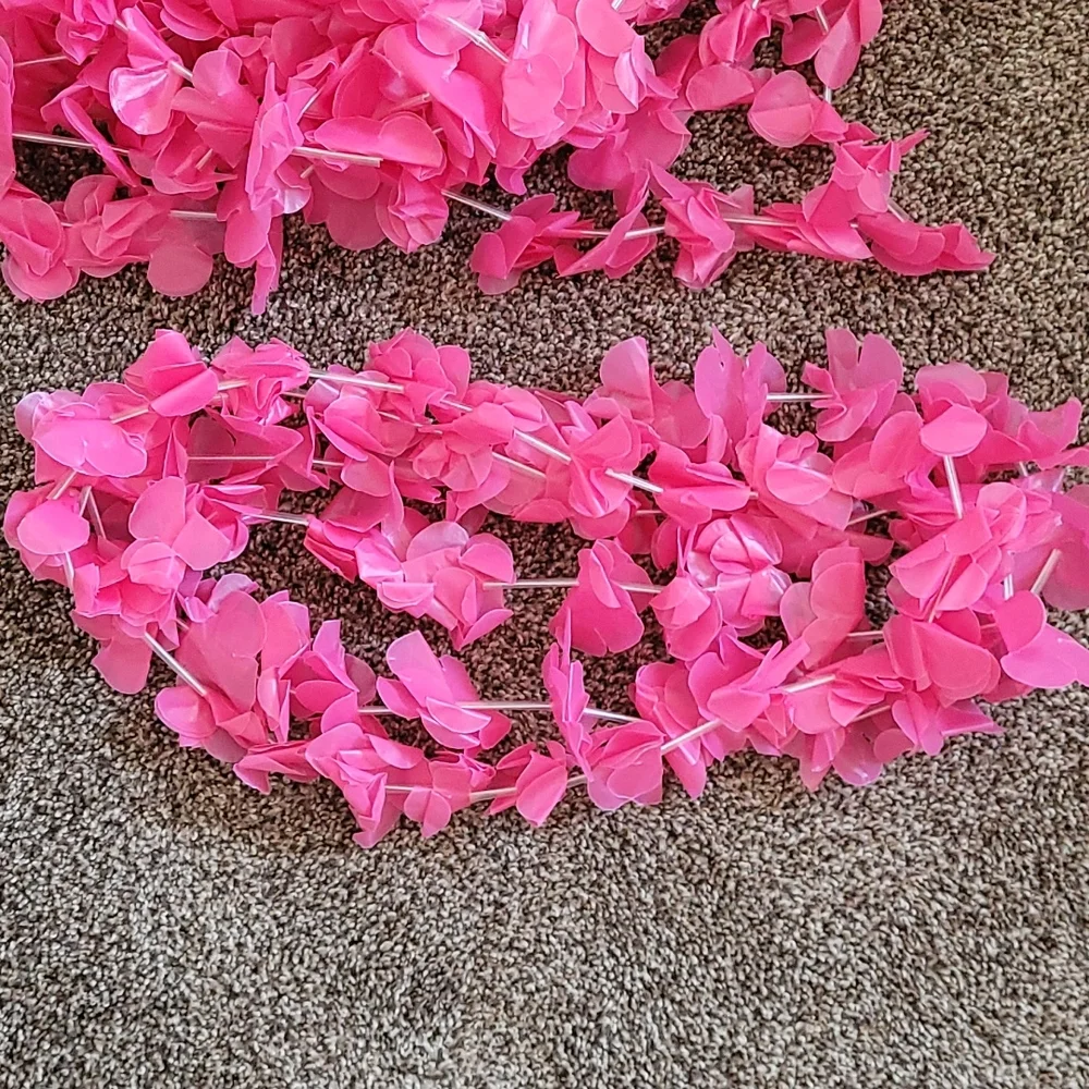 12 Pink Lay's Necklace